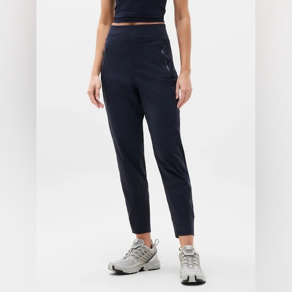 Athleta Trekkie Jogger Navy 10